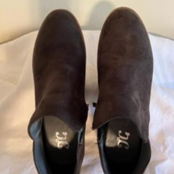 Charcoal gray suede booties 6.5M - Picture 2 of 5